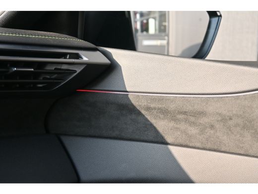 Peugeot 308 SW 1.2 Hybrid 145 e-DCS6 GT Tot 8 Jaar Garantie! | 360 Camera | Adaptive Cruise | Dodehoek-Detect... ActivLease financial lease