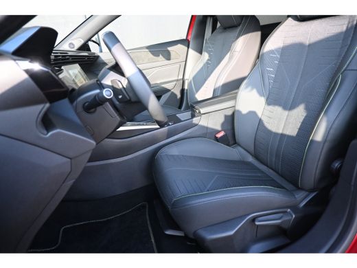 Peugeot 308 SW 1.2 Hybrid 145 e-DCS6 GT Tot 8 Jaar Garantie! | 360 Camera | Adaptive Cruise | Dodehoek-Detect... ActivLease financial lease
