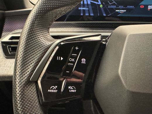 Peugeot 5008 1.2 Hybrid 136 GT | Achteruitrijcamera | Airco separaat achter | Cruise control adaptief met Stop&Go ActivLease financial lease