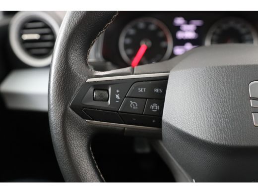 Seat Arona 1.0 TSI Style | 1e Eigenaar! | Navi by App | Clima | LED | Parkeersenoren | Cruise Control | Lich... ActivLease financial lease