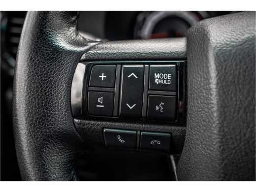 Toyota Hilux 2.4 D 4WD | 150 PK | LED | Camera | Cruise | Navi | Climatronic | Trekhaak ActivLease financial lease