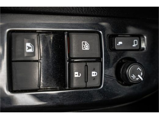 Toyota Hilux 2.4 D 4WD | 150 PK | LED | Camera | Cruise | Navi | Climatronic | Trekhaak ActivLease financial lease