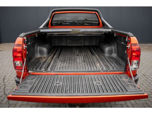 Toyota Hilux 2.4 D 4WD | 150 PK | LED | Camera | Cruise | Navi | Climatronic | Trekhaak ActivLease financial lease
