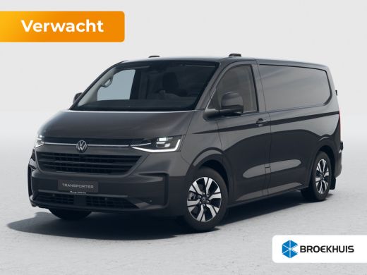 Volkswagen e-Transporter 32 L1H1 Bulli 71 kWh | 12-V aansluitingen in de middenconsole en bij de D-stijl in de laadruimte ...