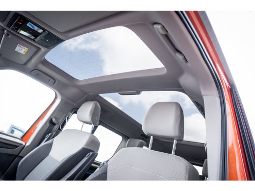 Volkswagen Multivan Energetic eHybrid 218PK 7 Persoons | Achteruitrijcamera | Cruise control adaptief met Stop&Go | P... ActivLease financial lease