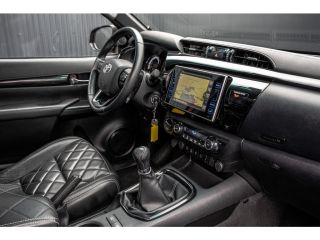 Toyota Hilux 2.4 D 4WD | 150 PK | LED | Camera | Cruise | Navi | Climatronic | Trekhaak