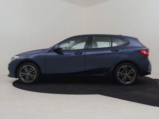 BMW 1 Serie 118i Business Edition M Sport Line l 1e EIgenaar l  LED Koplampen l Sportstoelen l Navigatie l Cl... ActivLease financial lease