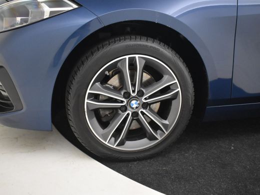 BMW 1 Serie 118i Business Edition M Sport Line l 1e EIgenaar l  LED Koplampen l Sportstoelen l Navigatie l Cl... ActivLease financial lease