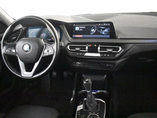 BMW 1 Serie 118i Business Edition M Sport Line l 1e EIgenaar l  LED Koplampen l Sportstoelen l Navigatie l Cl... ActivLease financial lease