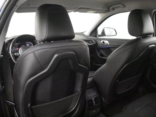 BMW 1 Serie 118i Business Edition M Sport Line l 1e EIgenaar l  LED Koplampen l Sportstoelen l Navigatie l Cl... ActivLease financial lease