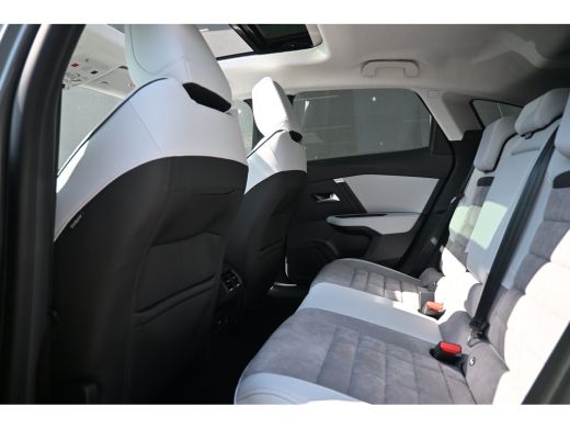 Citroën C4 1.2 Hybrid 145pk Max Tot 8 Jaar Garantie! | Schuif-/Kanteldak | Massage | Vol-Leder/Alcantara | E... ActivLease financial lease