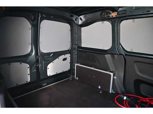Citroën &euml;-Berlingo 136 L1 50 kWh Tot 8 Jaar Garantie! 98% SOH | Betimmering | Full-LED | Adaptive Cruise | 16"LMV | ... ActivLease financial lease