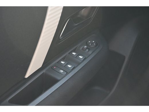 Citroën &euml;-C4 Business 156pk Extended range 54 kWh Tot 8 Jaar Garantie! | Achteruitrijcamera | Apple Carplay/An... ActivLease financial lease
