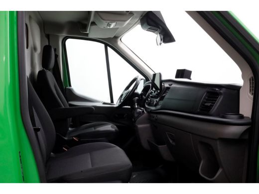 Ford Transit 350 2.0 TDCI 130pk E6 RWD L3H2 Airco/Camera/Trekhaak 2750kg 03-2020 ActivLease financial lease