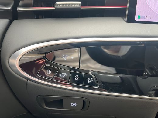 Genesis GV70 84 kWh 490pk AWD First Edition | 360 Camera | Winterpakket | 19" Lichtmetaal | Parkeer Assistent ... ActivLease financial lease