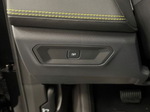 Lynk & Co 01 1.5 Core | Achteruitrijcamera | Alarmsysteem | Apple Carplay/Android Auto|telefoonintegratie premium ActivLease financial lease