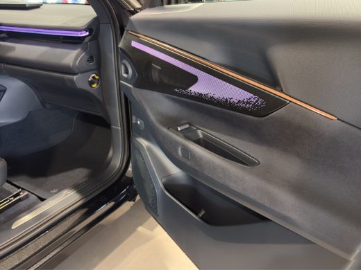 Lynk & Co 08 1.5 T PHEV 257 KW More | BLIS | Harman Kardon | Stoel + stuur verwarming | 360 Camera | Panoramad... ActivLease financial lease
