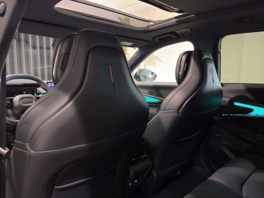 Lynk & Co 08 1.5 T PHEV 257 KW More | BLIS | Harman Kardon | Stoel + stuur verwarming | 360 Camera | Panoramad... ActivLease financial lease
