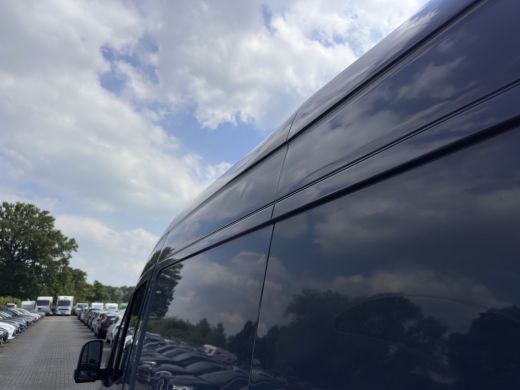 Mercedes-Benz eSprinter L2 H2 {SoH-100%} Aut. *ECC | KEYLESS | CAMERA | RADIO | HEATED-SEAT | CCS-FASTLOADER* ActivLease financial lease