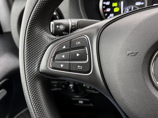 Mercedes-Benz eVito Lang 66 kWh 266km WLTP + snelladen Camera Stoelverwarming 100% elektrisch ActivLease financial lease