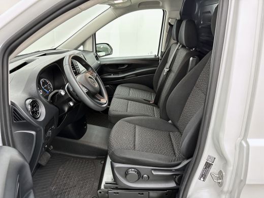 Mercedes-Benz eVito Lang 66 kWh 266km WLTP + snelladen Camera Stoelverwarming 100% elektrisch ActivLease financial lease