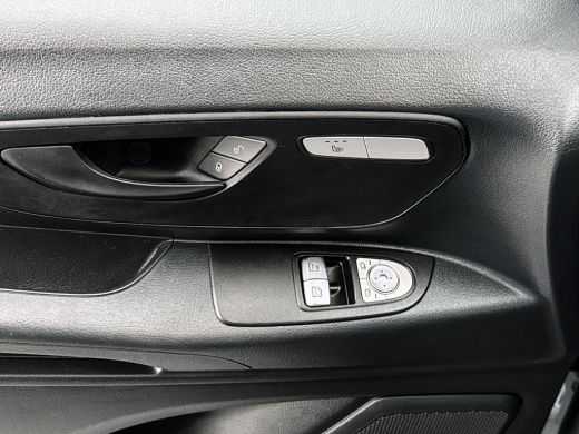 Mercedes-Benz eVito Lang 66 kWh 266km WLTP + snelladen Camera Stoelverwarming 100% elektrisch ActivLease financial lease
