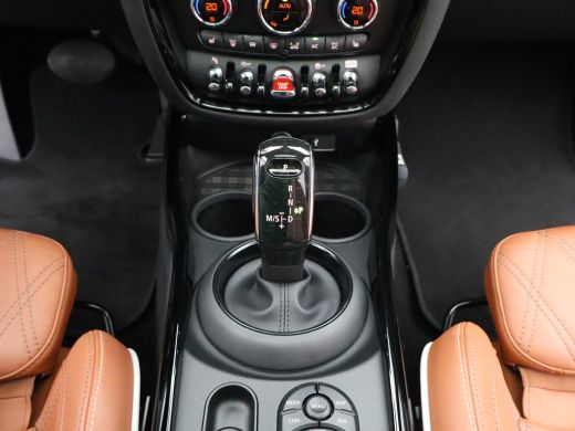 Mini Clubman 1.5 Cooper Richmond Park Edition |  Achteruitrijcamera | Panoramisch schuifdak | Climate Control ... ActivLease financial lease