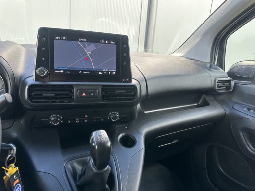 Opel Combo 1.5D 102 PK / L1H1 / TREKHAAK / CRUISE / NAVI / AIRCO / APPLE CARPLAY / ANDROID AUTO ActivLease financial lease