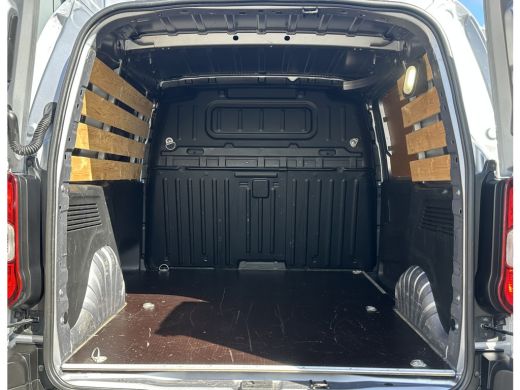 Opel Combo 1.5D 102 PK / L1H1 / TREKHAAK / CRUISE / NAVI / AIRCO / APPLE CARPLAY / ANDROID AUTO ActivLease financial lease