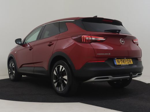 Opel Grandland X 1.2 Turbo Business Elegance l Trekhaak l Riem is Vervangen! l Apple Car play/Android l Navigatie ... ActivLease financial lease