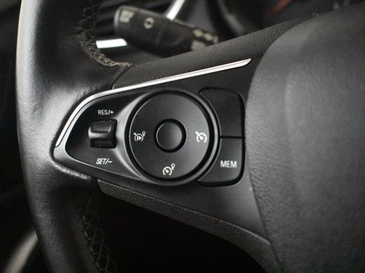 Opel Grandland X 1.2 Turbo Business Elegance l Trekhaak l Riem is Vervangen! l Apple Car play/Android l Navigatie ... ActivLease financial lease