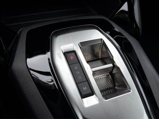 Peugeot 2008 1.2 Hybrid 136 Style LED | Climate control | Parkeersensoren | Carplay/android auto | ActivLease financial lease