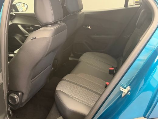 Peugeot 2008 1.2 PureTech 100 Allure Achteruitrij Camera | Parkeersensoren | LED | Leder/Stof | Climate Contro... ActivLease financial lease