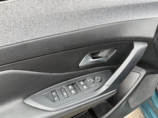Peugeot 308 SW 1.6 Plug-in Hybrid 180 Allure PHEV | VAN: 26.900,- VOOR: 24.877,- UW WKVOORDEEL: 2.023,- | STO... ActivLease financial lease