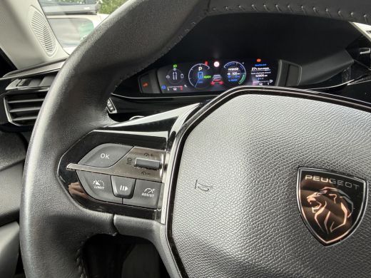 Peugeot 308 SW 1.6 Plug-in Hybrid 180 Allure PHEV | VAN: 26.900,- VOOR: 24.877,- UW WKVOORDEEL: 2.023,- | STO... ActivLease financial lease