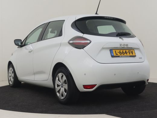Renault ZOE R110 Life Carshare 52 kWh l Incl Koopaccu l SOH 94% l Climatronic l Cr Control l Keyless | Parkee... ActivLease financial lease