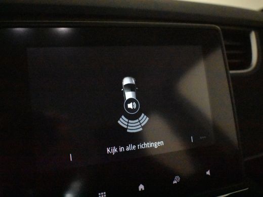 Renault ZOE R110 Life Carshare 52 kWh l Incl Koopaccu l SOH 94% l Climatronic l Cr Control l Keyless | Parkee... ActivLease financial lease