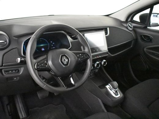 Renault ZOE R110 Life Carshare 52 kWh l Incl Koopaccu l SOH 94% l Climatronic l Cr Control l Keyless | Parkee... ActivLease financial lease