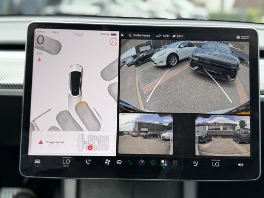 Tesla Model Y RWD 58 kWh UNIEK!| |VAN &euro;35.900:,- VOOR: 32.877,- UW WKVOORDEEL: 3.023,- | STOEL + STUURWIELVERWA... ActivLease financial lease
