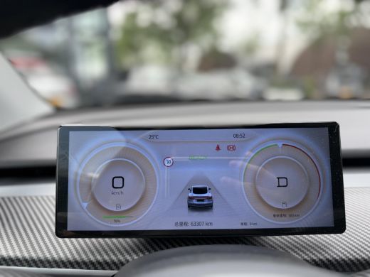 Tesla Model Y RWD 58 kWh UNIEK!| |VAN &euro;35.900:,- VOOR: 32.877,- UW WKVOORDEEL: 3.023,- | STOEL + STUURWIELVERWA... ActivLease financial lease