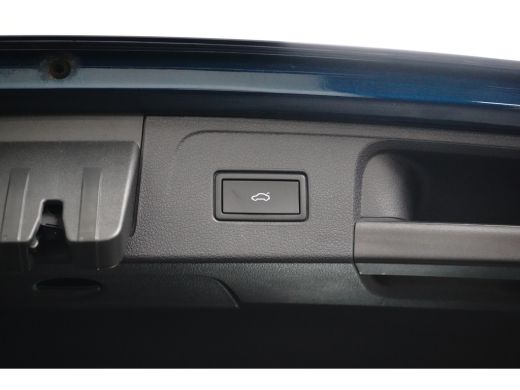 Volkswagen Passat Variant 1.4 218PK eHybrid GTE PHEV | NAVIGATIE | ELEKTR. A. KLEP | CAMERA | MATRIX LED ActivLease financial lease