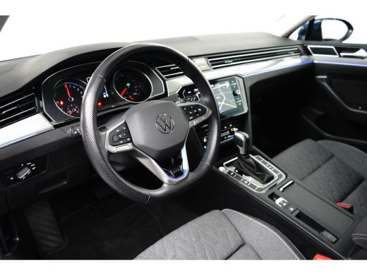 Volkswagen Passat Variant 1.4 218PK eHybrid GTE PHEV | NAVIGATIE | ELEKTR. A. KLEP | CAMERA | MATRIX LED ActivLease financial lease