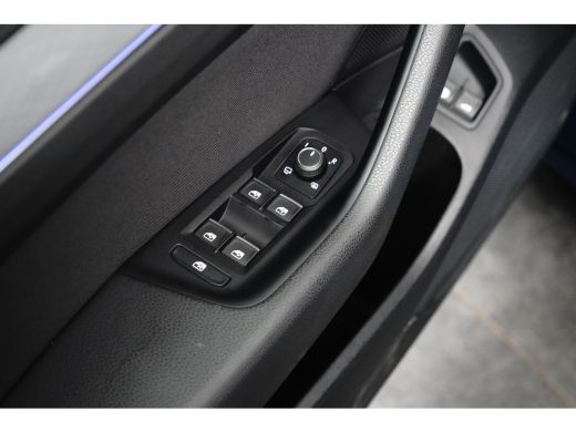 Volkswagen Passat Variant 1.4 218PK eHybrid GTE PHEV | NAVIGATIE | ELEKTR. A. KLEP | CAMERA | MATRIX LED ActivLease financial lease
