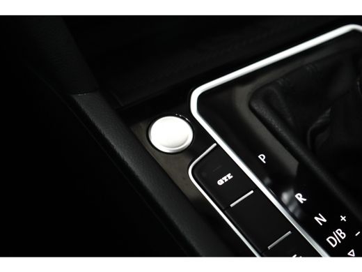 Volkswagen Passat Variant 1.4 218PK eHybrid GTE PHEV | NAVIGATIE | ELEKTR. A. KLEP | CAMERA | MATRIX LED ActivLease financial lease