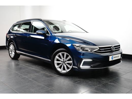 Volkswagen Passat Variant 1.4 218PK eHybrid GTE PHEV | NAVIGATIE | ELEKTR. A. KLEP | CAMERA | MATRIX LED ActivLease financial lease