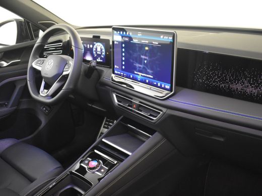 Volkswagen Tiguan 1.5 eHybrid R-Line Edition 272Pk DSG/AUTO | Glazen panorama-dak | SOH 98% | Head-up display |  Ro... ActivLease financial lease