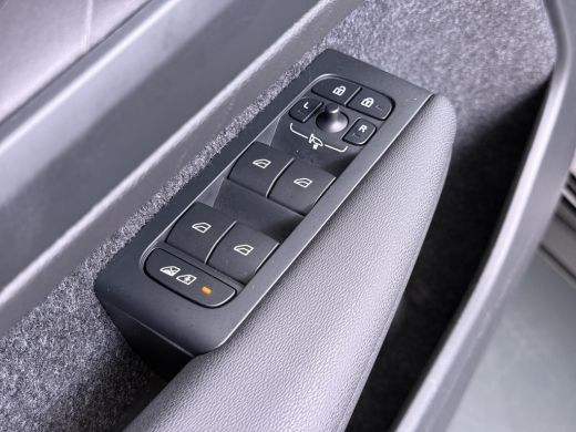 Volvo  C40 Recharge Core 69 kWh SOH 91% | CLIMATE PACK | 3 FASE | ACHTERUIT RIJ CAMERA | ELEK. ACHTERKLEP | ... ActivLease financial lease