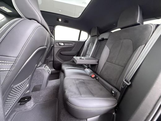 Volvo  C40 Recharge Core 69 kWh SOH 91% | CLIMATE PACK | 3 FASE | ACHTERUIT RIJ CAMERA | ELEK. ACHTERKLEP | ... ActivLease financial lease