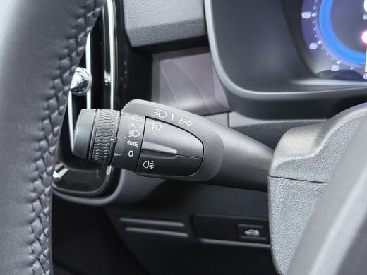 Volvo  C40 Recharge Core 69 kWh SOH 91% | CLIMATE PACK | 3 FASE | ACHTERUIT RIJ CAMERA | ELEK. ACHTERKLEP | ... ActivLease financial lease