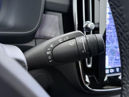 Volvo  C40 Recharge Core 69 kWh SOH 91% | CLIMATE PACK | 3 FASE | ACHTERUIT RIJ CAMERA | ELEK. ACHTERKLEP | ... ActivLease financial lease
